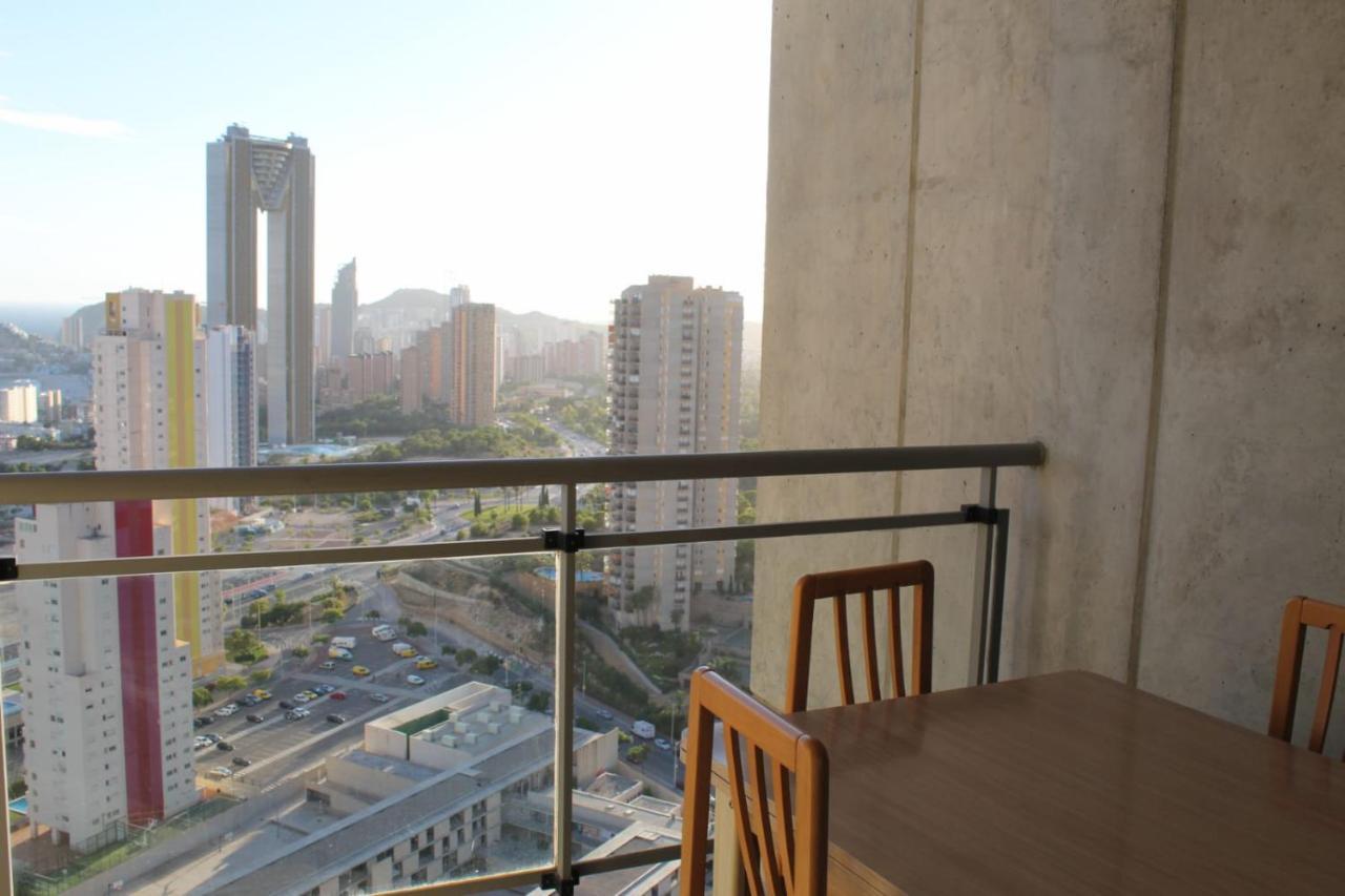 Апартаменти Apartamento El Cielo De Бенідорм Екстер'єр фото